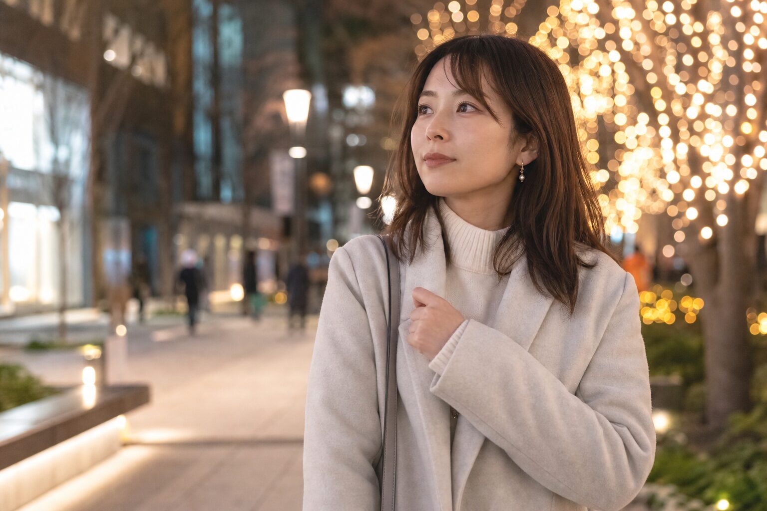 クリスマス前に彼氏との将来を考える女性