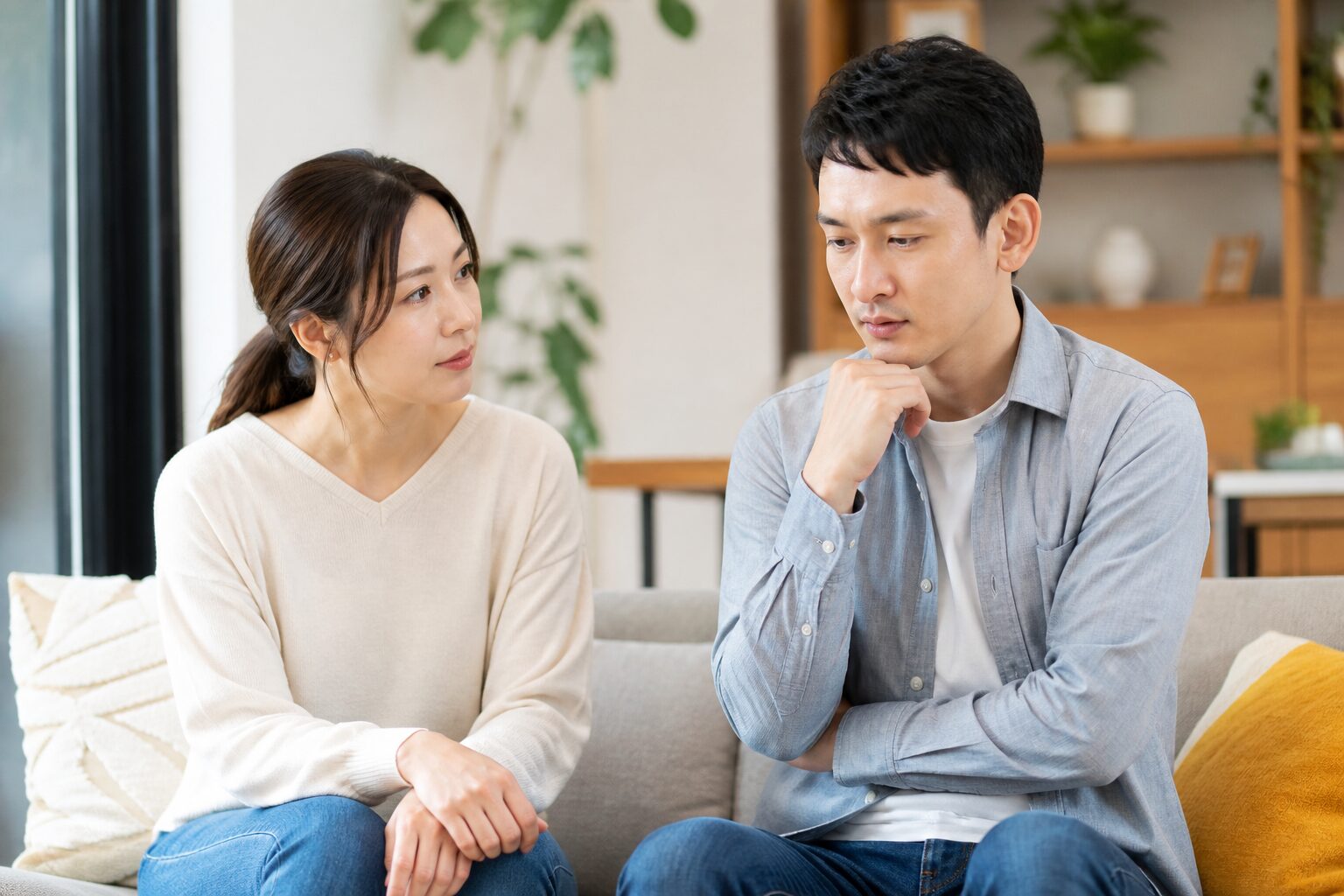 彼氏が将来の話から逃げる男性心理とは？結婚意思を確かめる質問と見極め方